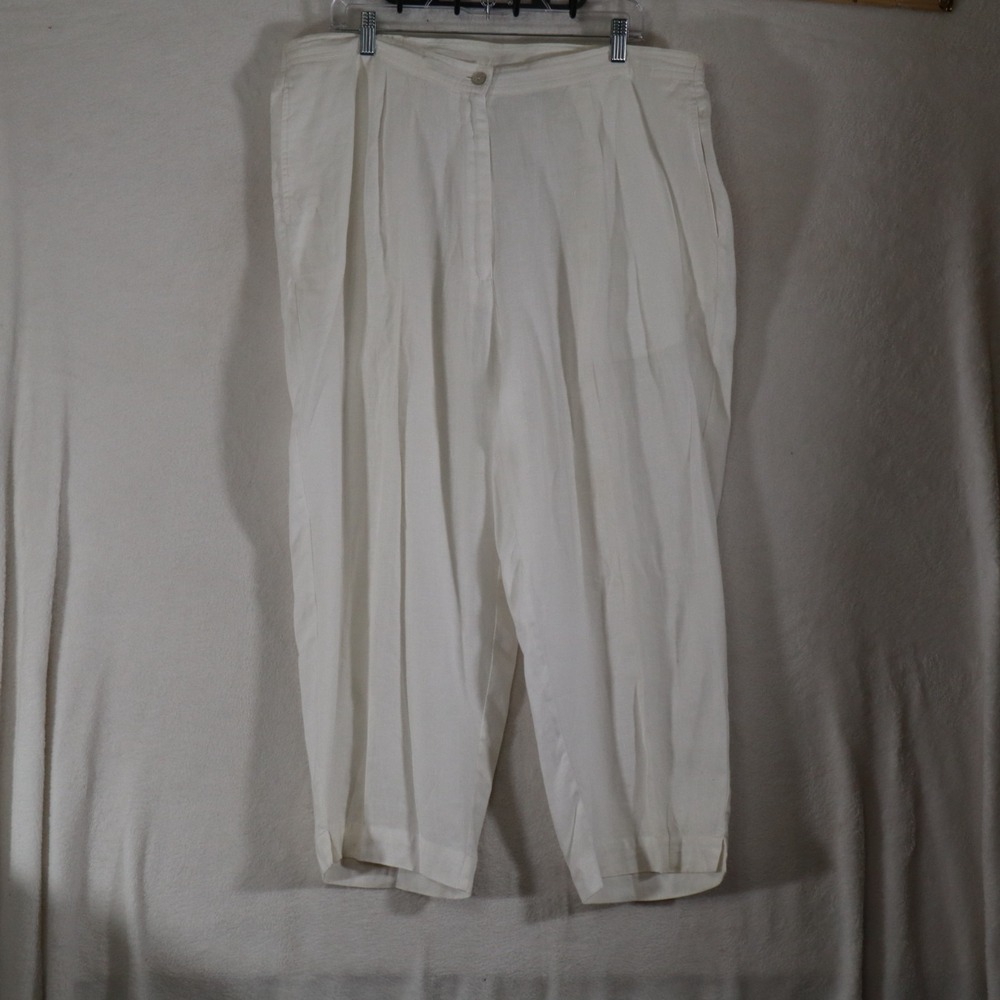 St. John's Bay Women's Plus 18W White 100% Linen Cropped Pants Pleated Front